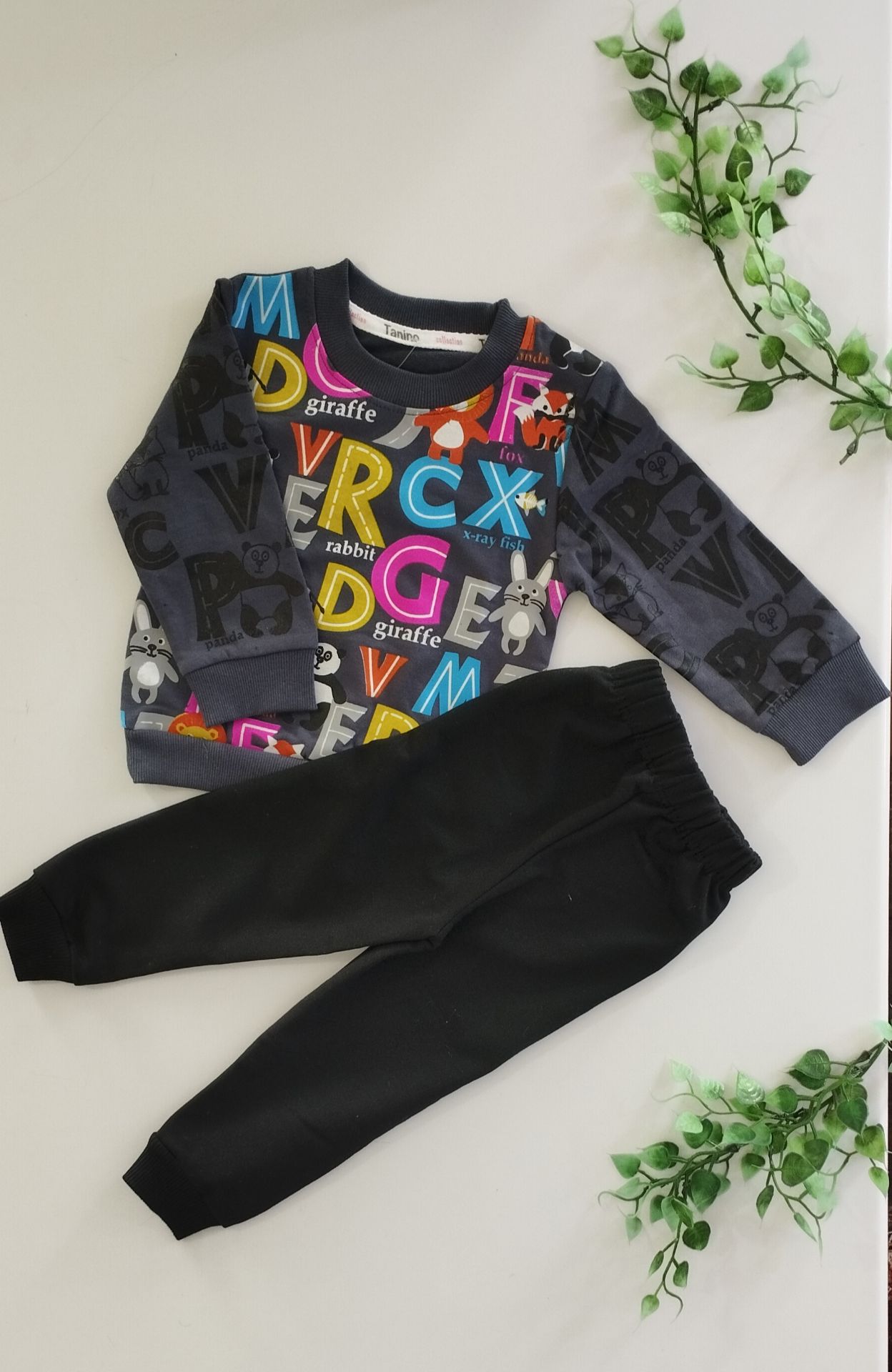 بلوز شلوار حروف انگلیسی