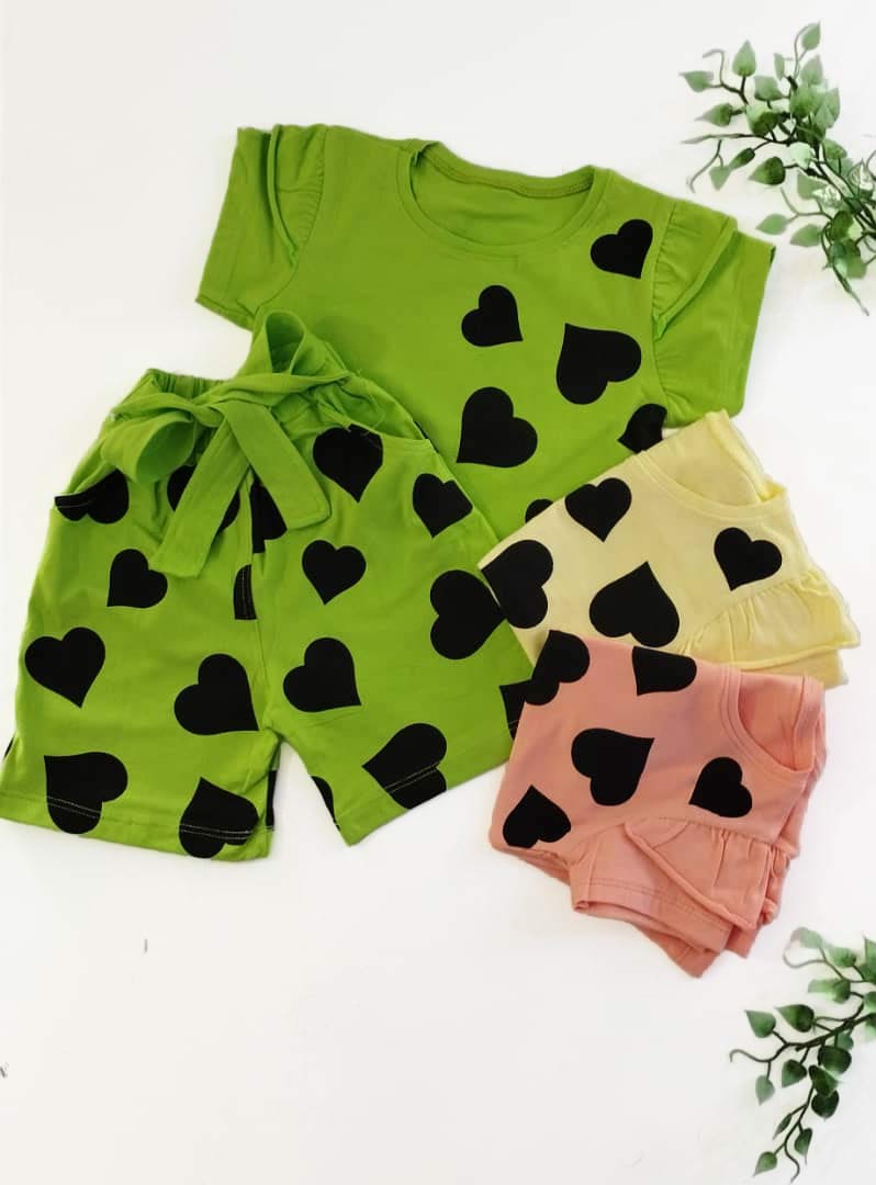 تیشرت شلوارک دخترانه پنبه با طرح قلب